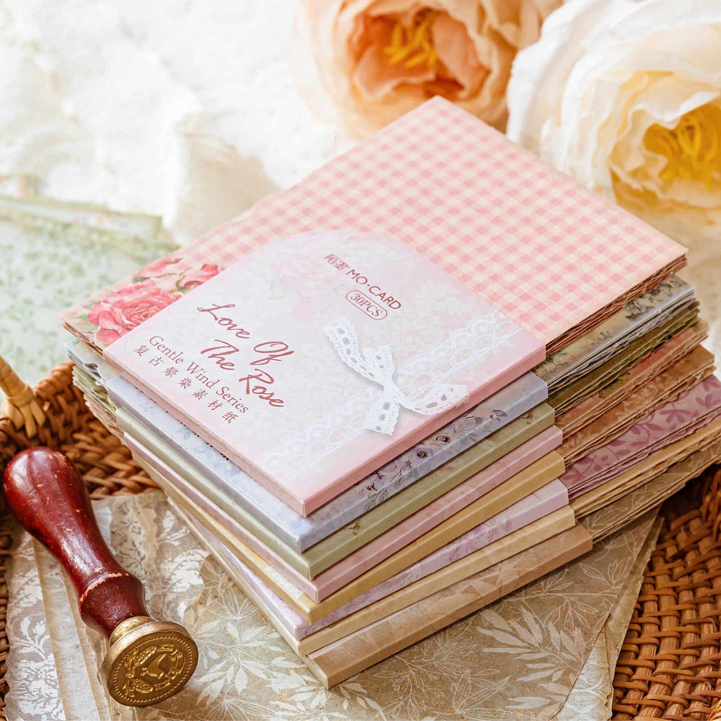 30 Sheets Gentle Flower Wind Material Paper Set